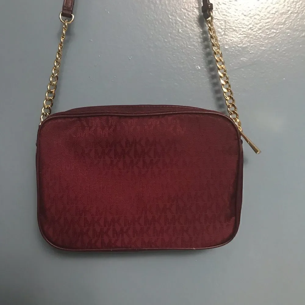 Michael Kors crossbody bag in burgundy - Picture 9 of 16